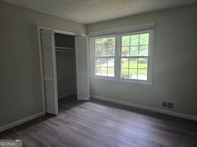 Building Photo - 5734 Lanny Ln