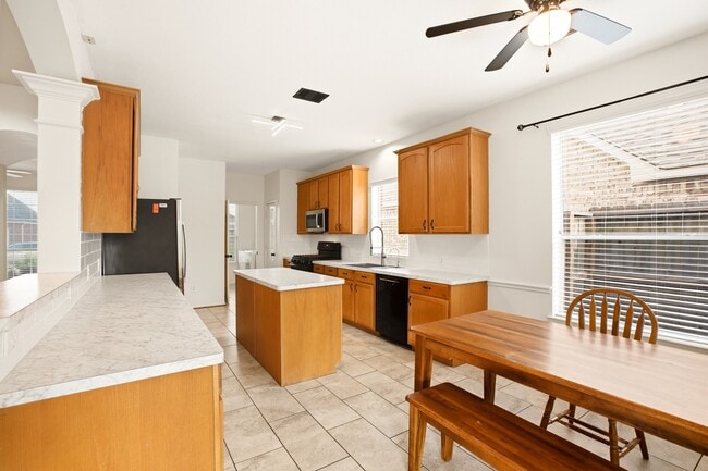 Building Photo - 3906 Tigris Ridge Dr