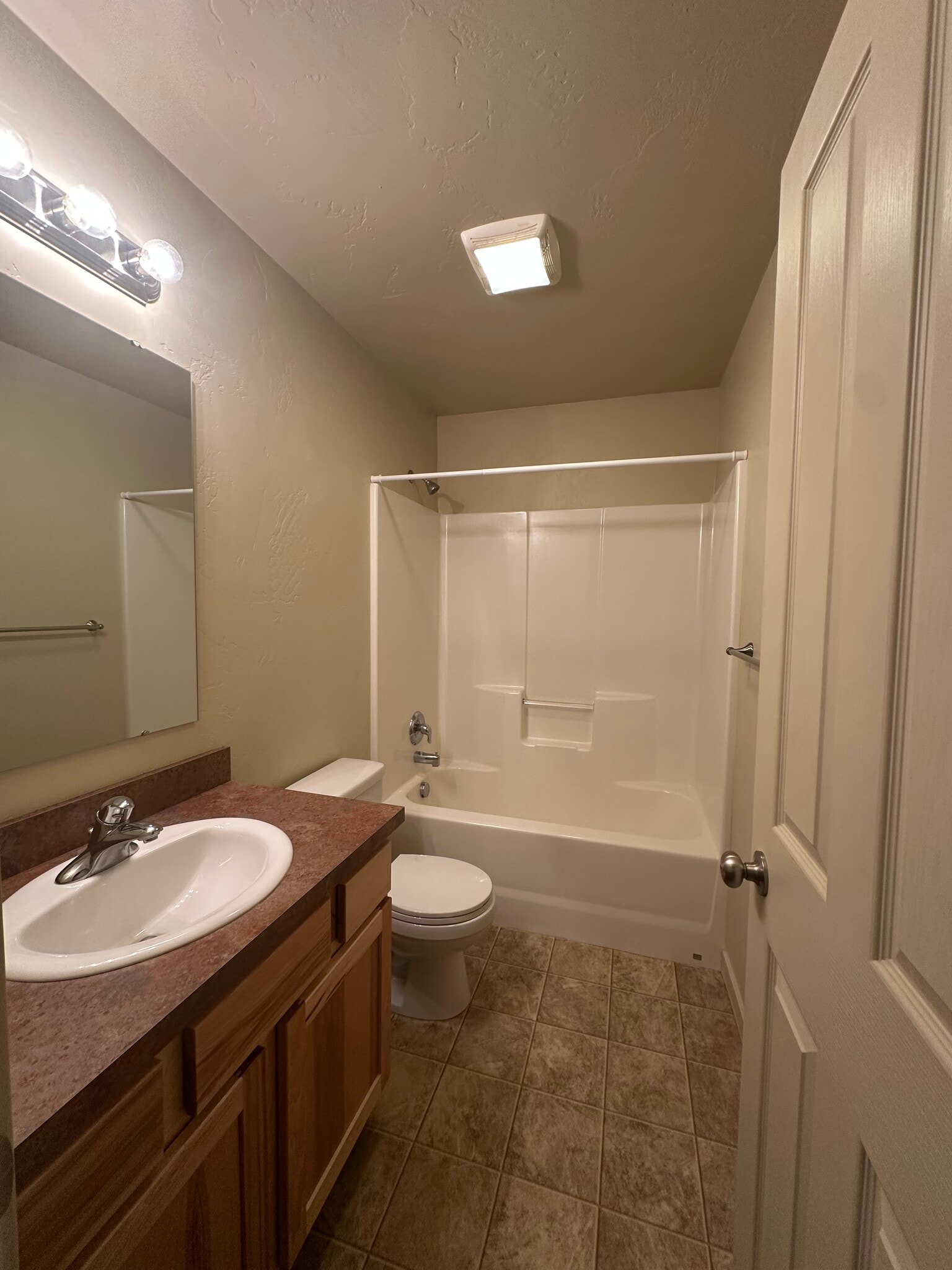 Master Bathroom - 48 Vista Loop