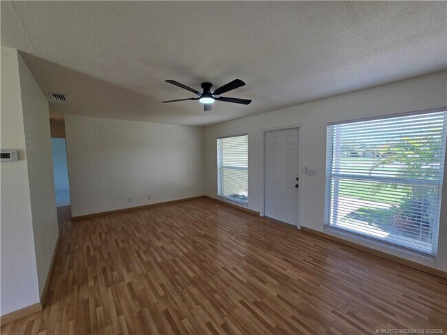 Building Photo - 2648 Rockcrest Ct