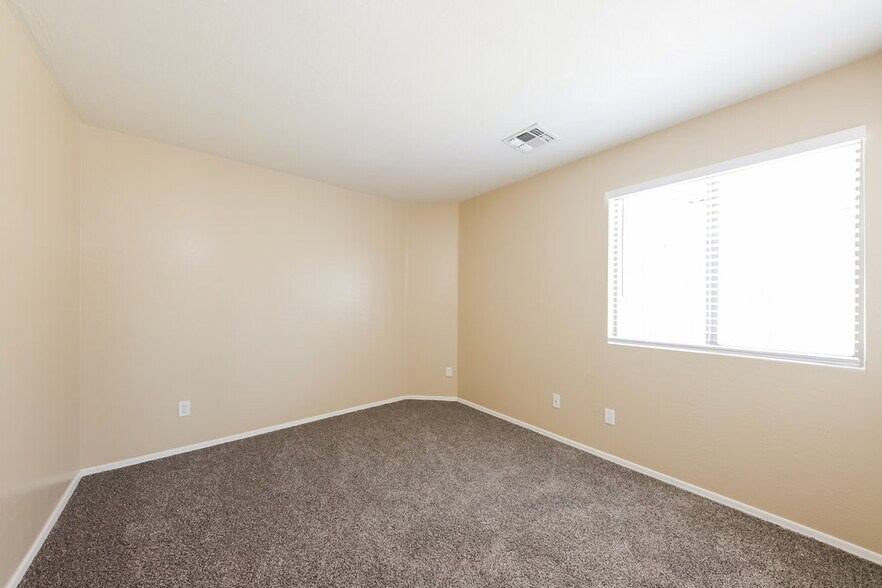 Building Photo - 13016 W St Moritz Ln