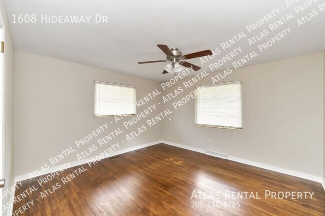 Building Photo - 1608 Hideaway Dr