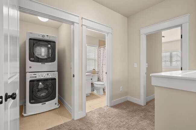 Building Photo - 13501 Metric Blvd