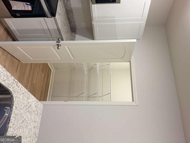 Building Photo - 112 Glenrise Dr