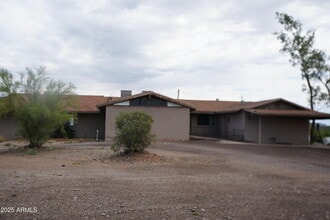 Building Photo - 47015 N New River Rd