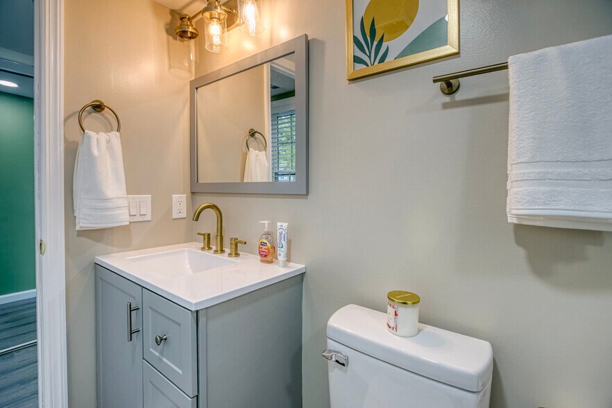 Master bath - 39 Quarry St
