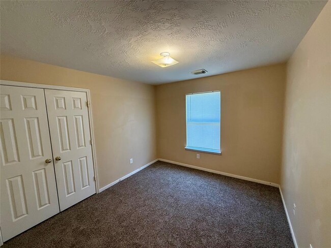 Building Photo - 8810 Ancient Willow Dr