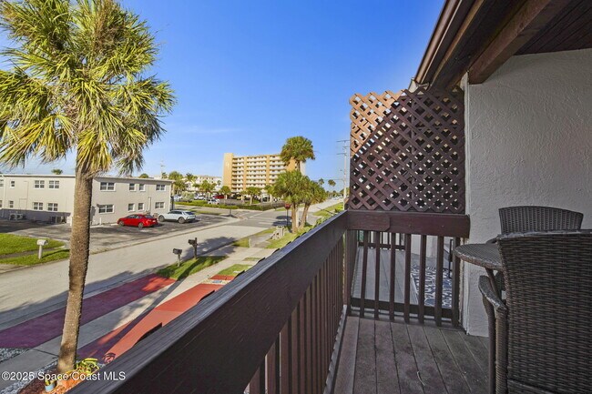 Building Photo - 417 Polk Ave
