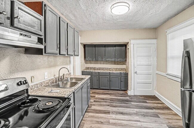 Building Photo - 4119 Montgall Ave