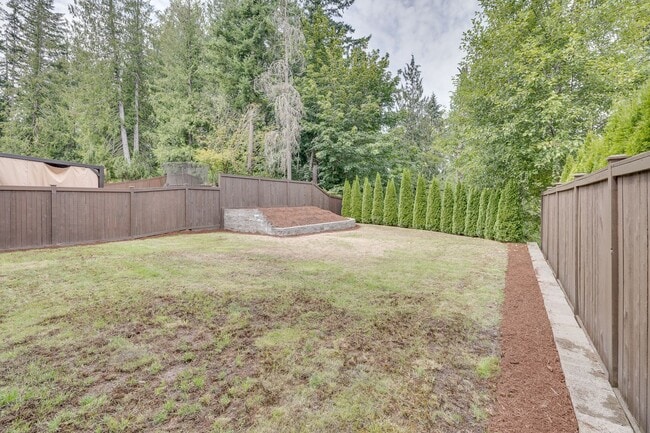 Building Photo - Beautiful 4 bedroom home in Canterbury Par...