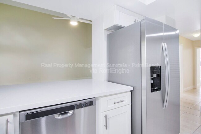 Building Photo - 3143 Kingswood Terrace