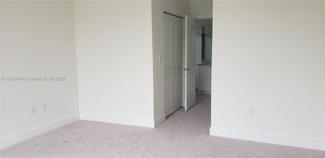Building Photo - 5668 Cerva Ln