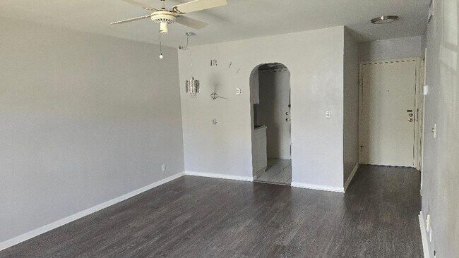 Building Photo - 1821 NE 62nd St