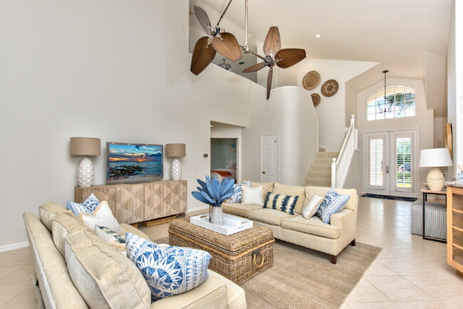 Building Photo - Pelican Marsh Pool home