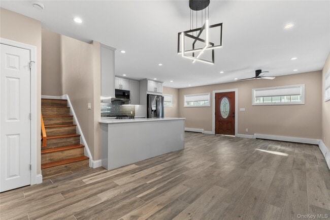 Building Photo - 40 New Hampshire St