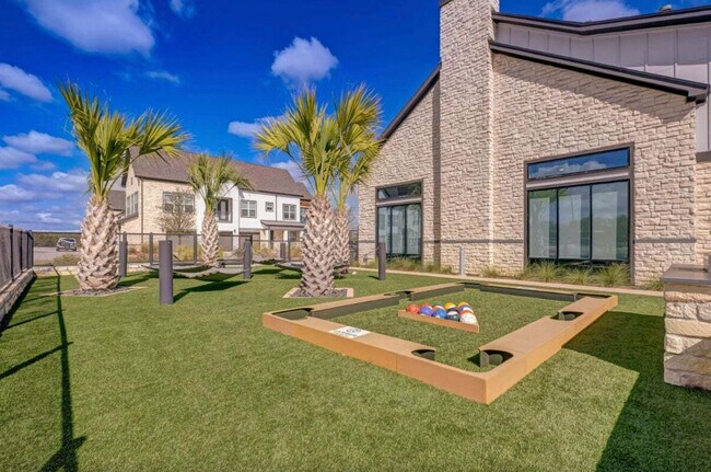 Building Photo - 5005 E Parmer Ln