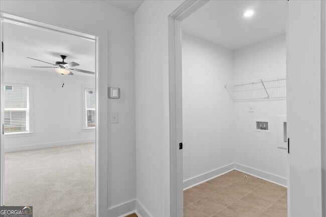 Building Photo - 3376 Macaiva Aly