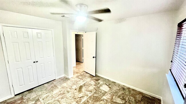 Building Photo - 18311 Melissa Springs Dr