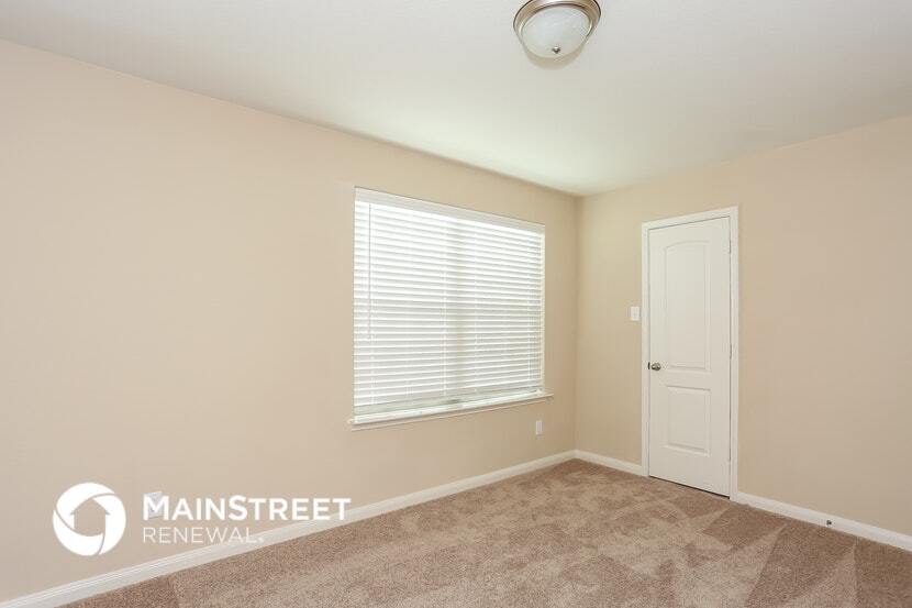 Building Photo - 1442 Park Trails Blvd