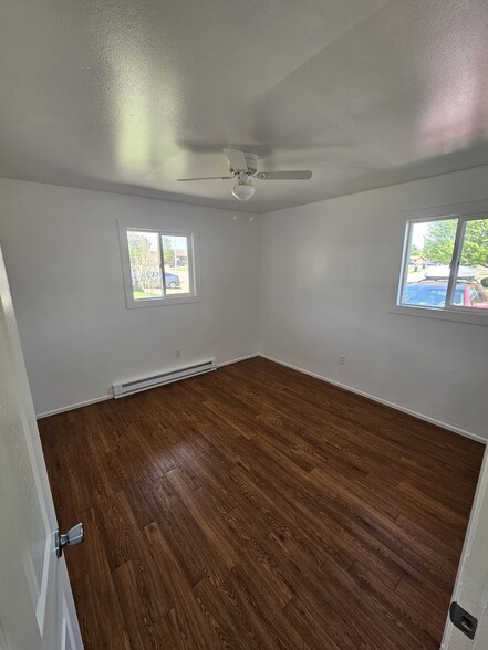 Building Photo - 5547 Fisher Dr