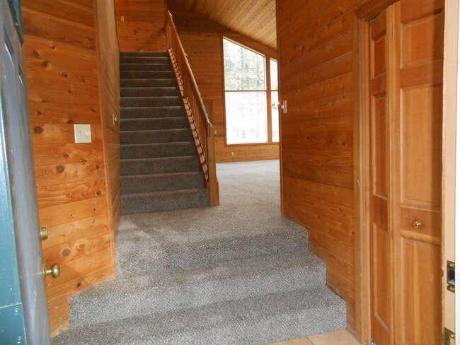 Building Photo - 13784 Partridge Foot