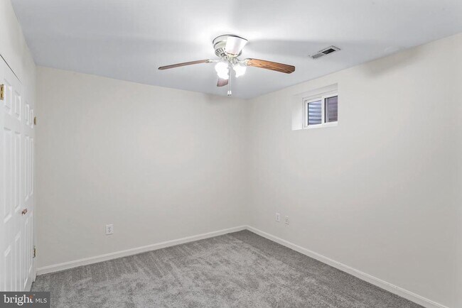 Building Photo - 4502 Henderson Rd