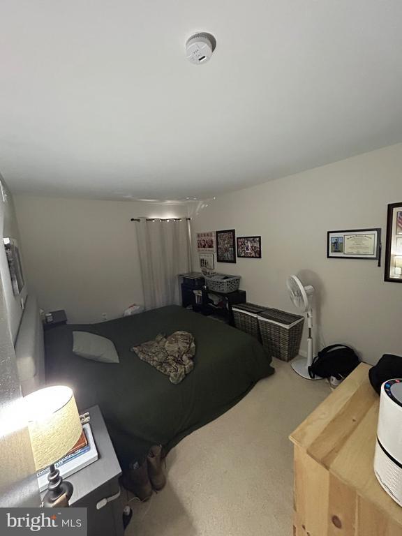 Building Photo - 5821 Royal Ridge Dr