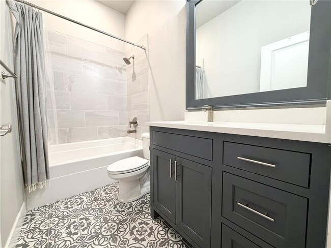 Building Photo - 1641 Cherrie St