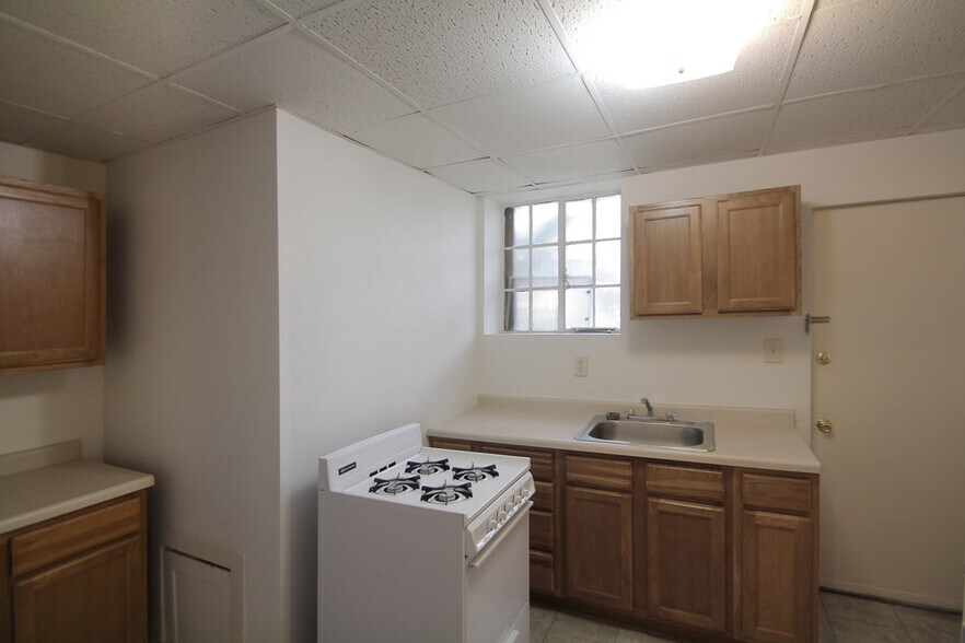 Building Photo - 311 S Trenton Ave