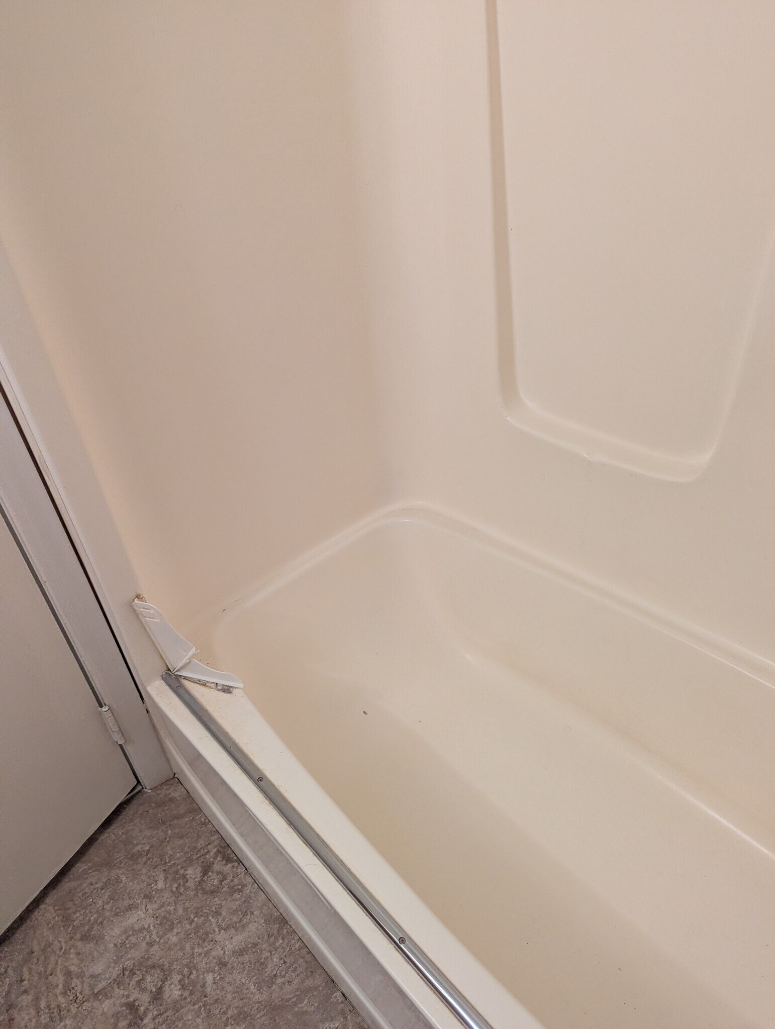 Building Photo - 8045 Pippin Rd