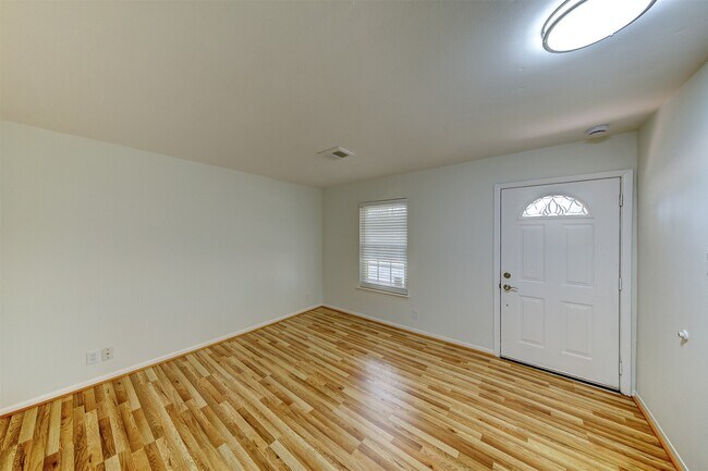 Building Photo - 7115 Drowsy Pine Dr