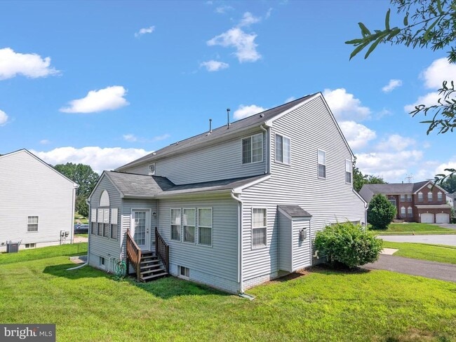 Building Photo - 1213 Heartland Ct
