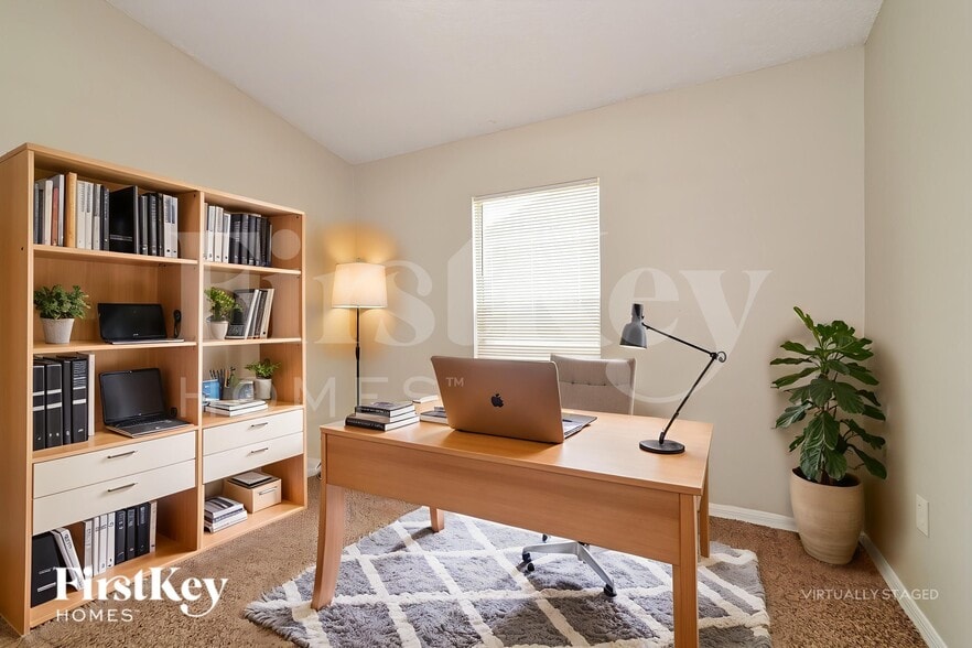 Building Photo - 6551 Viewpoint Ct