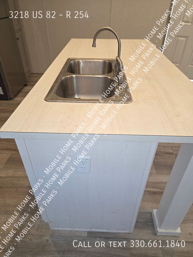 Building Photo - 3218 US 82-R 254