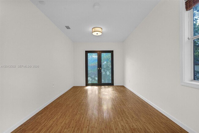 Building Photo - 126 NW 48th St