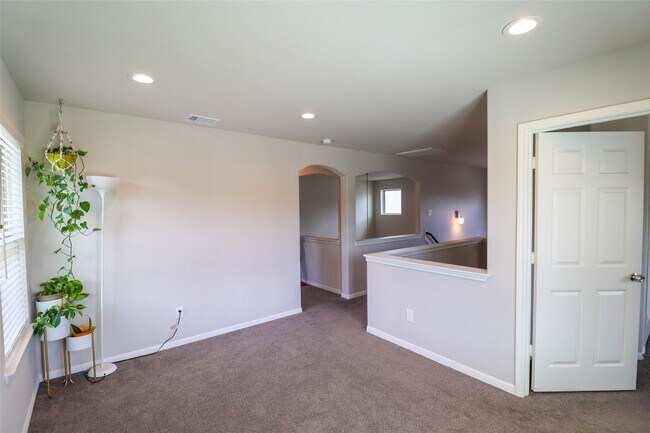 Building Photo - 27035 Badger Way