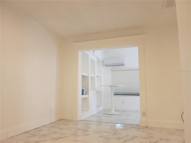 Building Photo - 8113 N Rome Ave