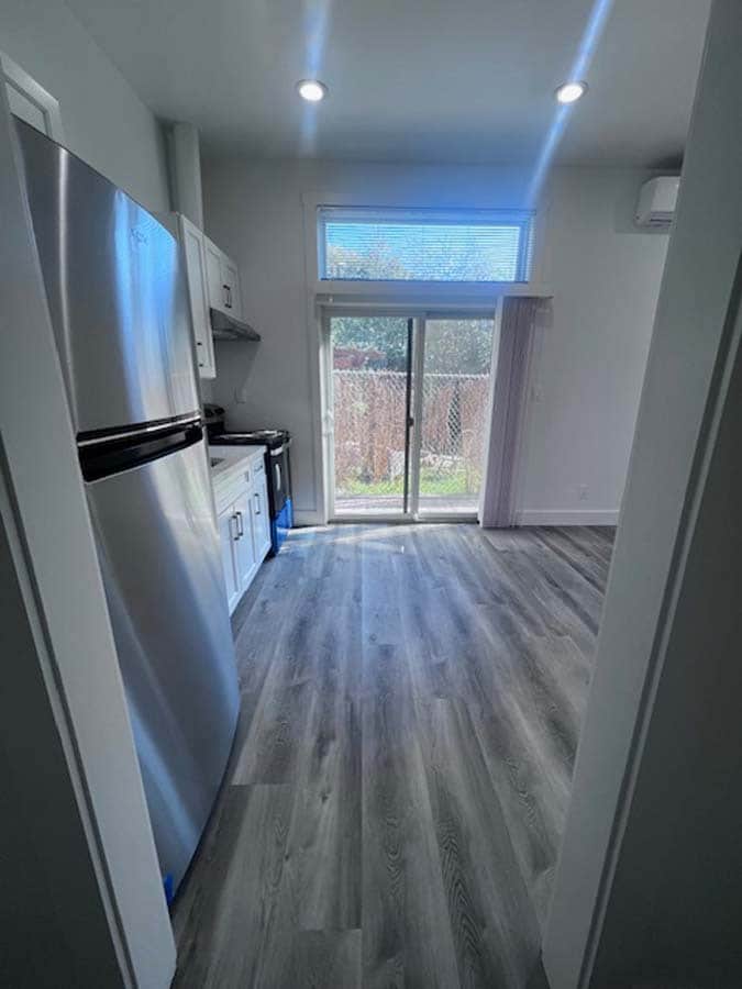 Building Photo - 720 37th St