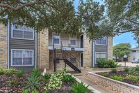 Building Photo - 1 br, 1 bath Condo - 4545 Louetta RD Flat ...