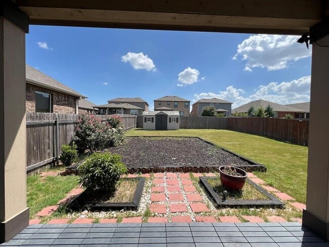 Building Photo - 309 Kaden Prince Dr