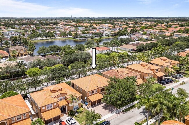 Building Photo - 15555 SW 26th Terrace