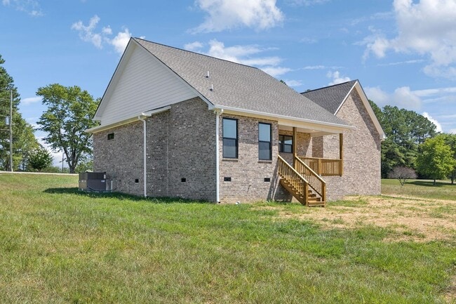 Building Photo - **RARE CUSTOM HOME QUALITY NEW CONSTRUCTION THAT'S HARD TO FIND ON A FINISHED, MOVE-IN READY HOME**