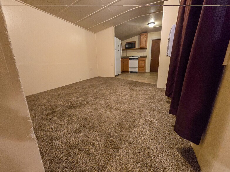 Building Photo - 515 E New York St