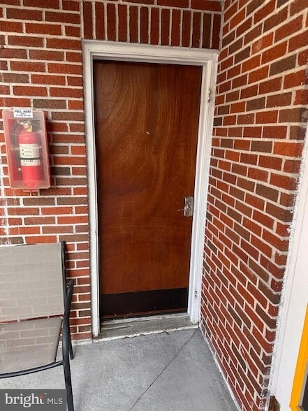 Building Photo - 268 Wilkes St