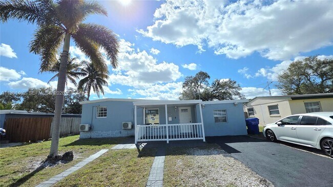 Building Photo - 6616 Raleigh St