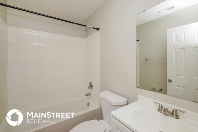 Building Photo - 5817 Bannon Crossings Dr