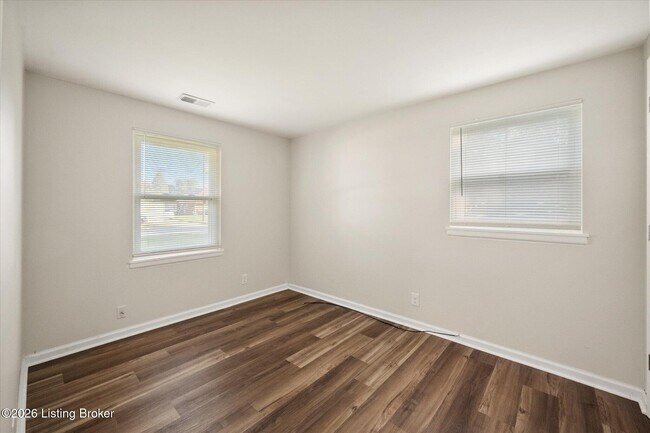 Building Photo - 5533 Ridgecrest Rd