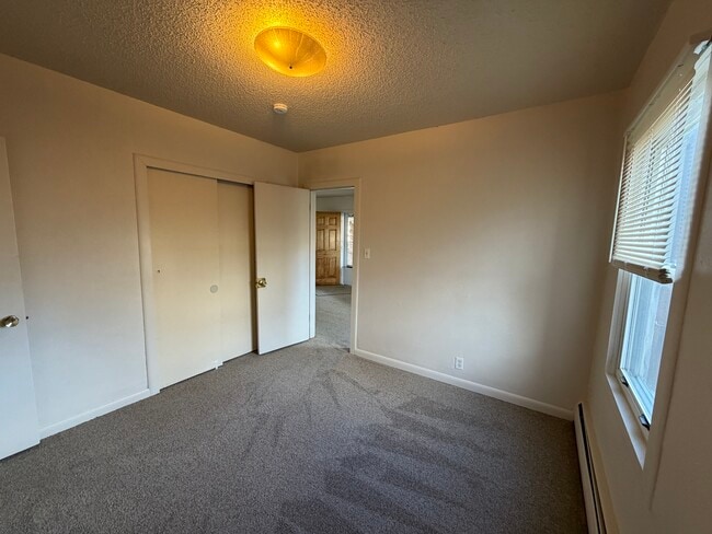 Building Photo - 3280 S Sherman St