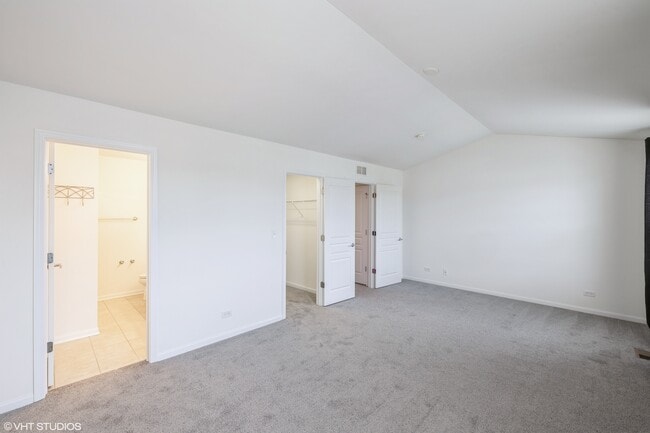 Building Photo - 3404 Neubauer Circle