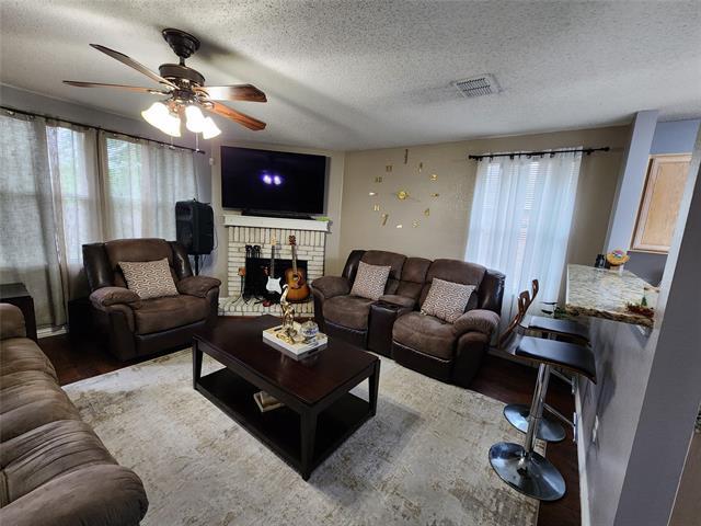 Building Photo - 5420 Comanche Wells Dr